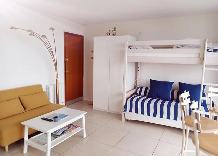 T1 Bis Neuf Avec Petite Chambre A 150M De La Plage